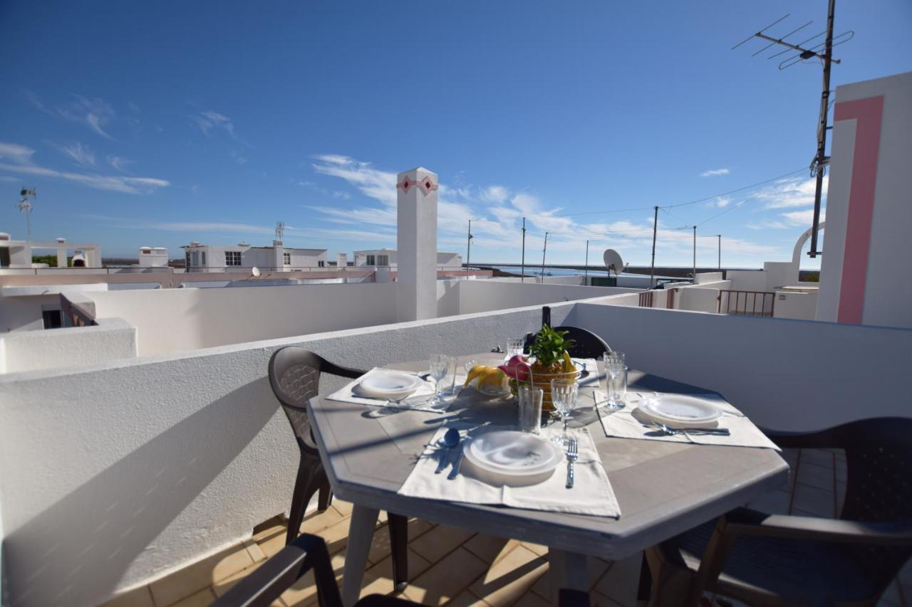Carob By Algartur - 3 Mins Downtown - Terrace Apartment Santa Luzia  Exterior photo